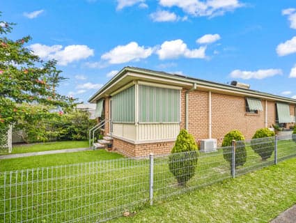 13 Swan Street, Marks Point - Thumbnail 2