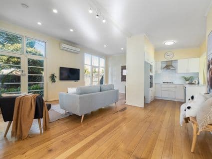258 Frankston Dandenong Road, Seaford - Thumbnail 2