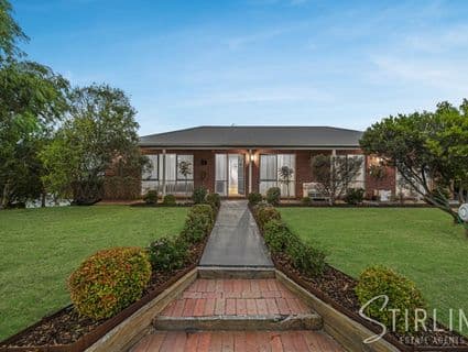 5 Stilt Close, Blind Bight - Image 1