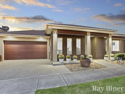 17 Hampstead Place, Craigieburn - Image 1