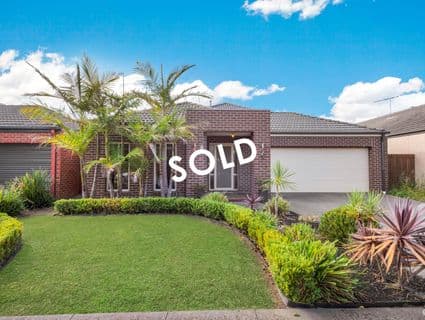 22 Joseph Banks Drive, Pakenham - Image 1