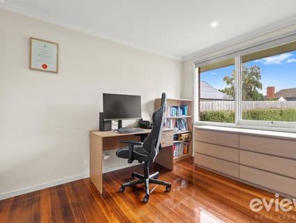 57 Dunsterville Crescent, Frankston - Thumbnail 8