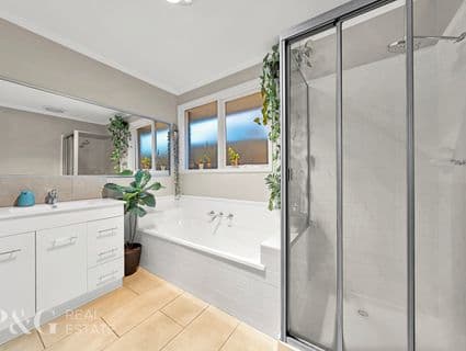 13 Boree Court, Berwick - Thumbnail 8