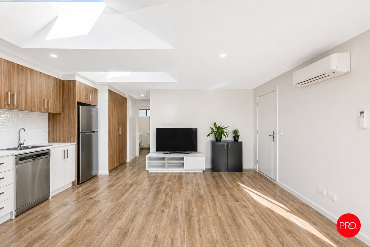6/218 Holdsworth Road, NORTH BENDIGO VIC 3550, North Bendigo - Thumbnail 2