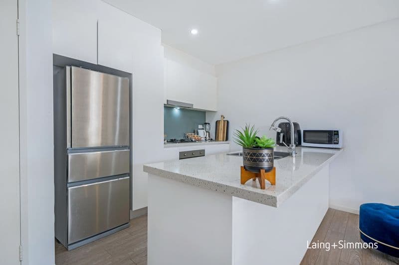 70 O'neill Street, Guildford, Guildford - Thumbnail 3