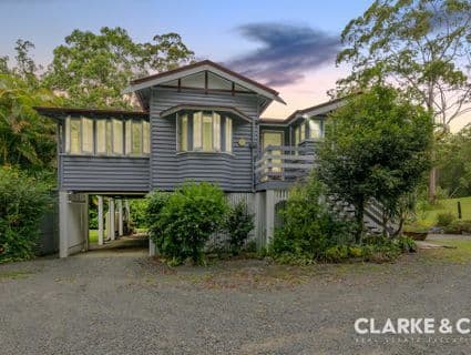 404, Glass House Mountains - Image 1