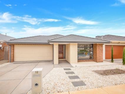 12 Eclair Street, Manor Lakes - Thumbnail 2