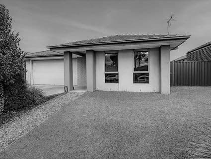 404, Cranbourne East - Image 1
