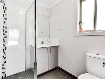 404, Cranbourne East - Thumbnail 8