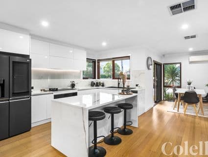 12 Allnutt Court, Cheltenham - Thumbnail 2