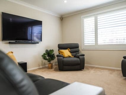 16 Redwood Close, Fletcher - Thumbnail 4