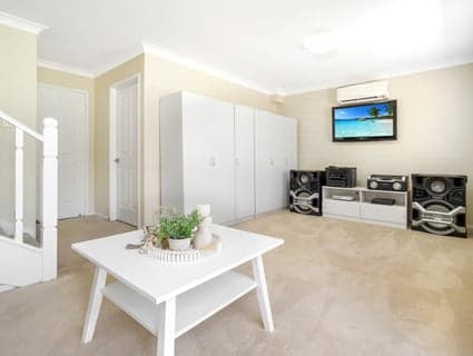 16 Redwood Close, Fletcher - Thumbnail 6