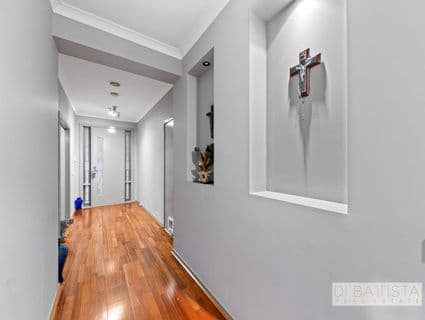 13 Poole Street, Craigieburn - Thumbnail 2