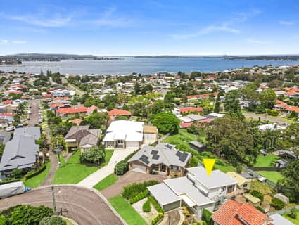 7 Vista Parade, Belmont - Thumbnail 6