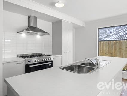 4B Elevation Crescent, San Remo - Thumbnail 7
