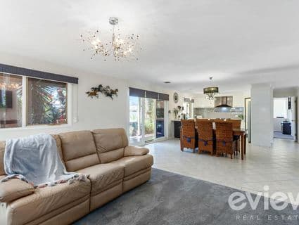 14 Clairmont Close, Somerville - Thumbnail 4