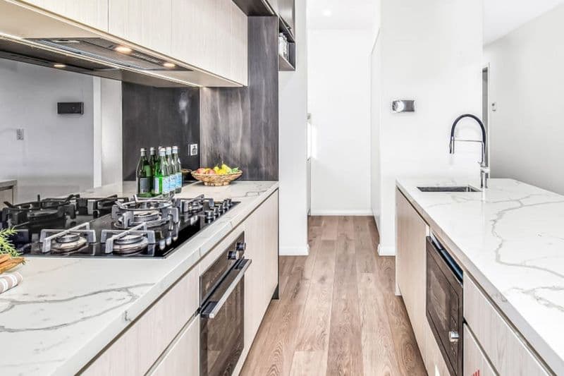 Level 1/32/2 Bingham Street, Schofields, Hamlyn Terrace - Thumbnail 2