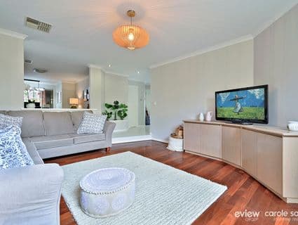 12 Laurelston Heights, Woodvale - Thumbnail 3