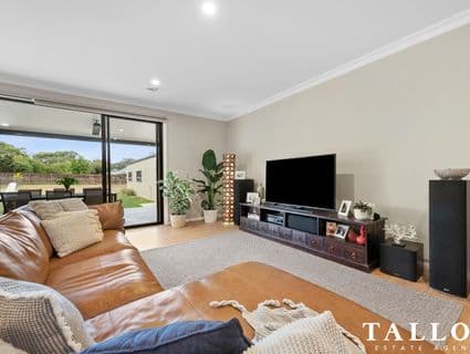 16 Booker Rise, Bittern - Thumbnail 7