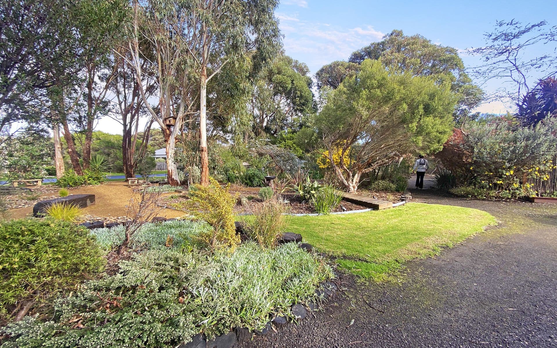 8 Ocean Park Drive, Marengo - Image 1