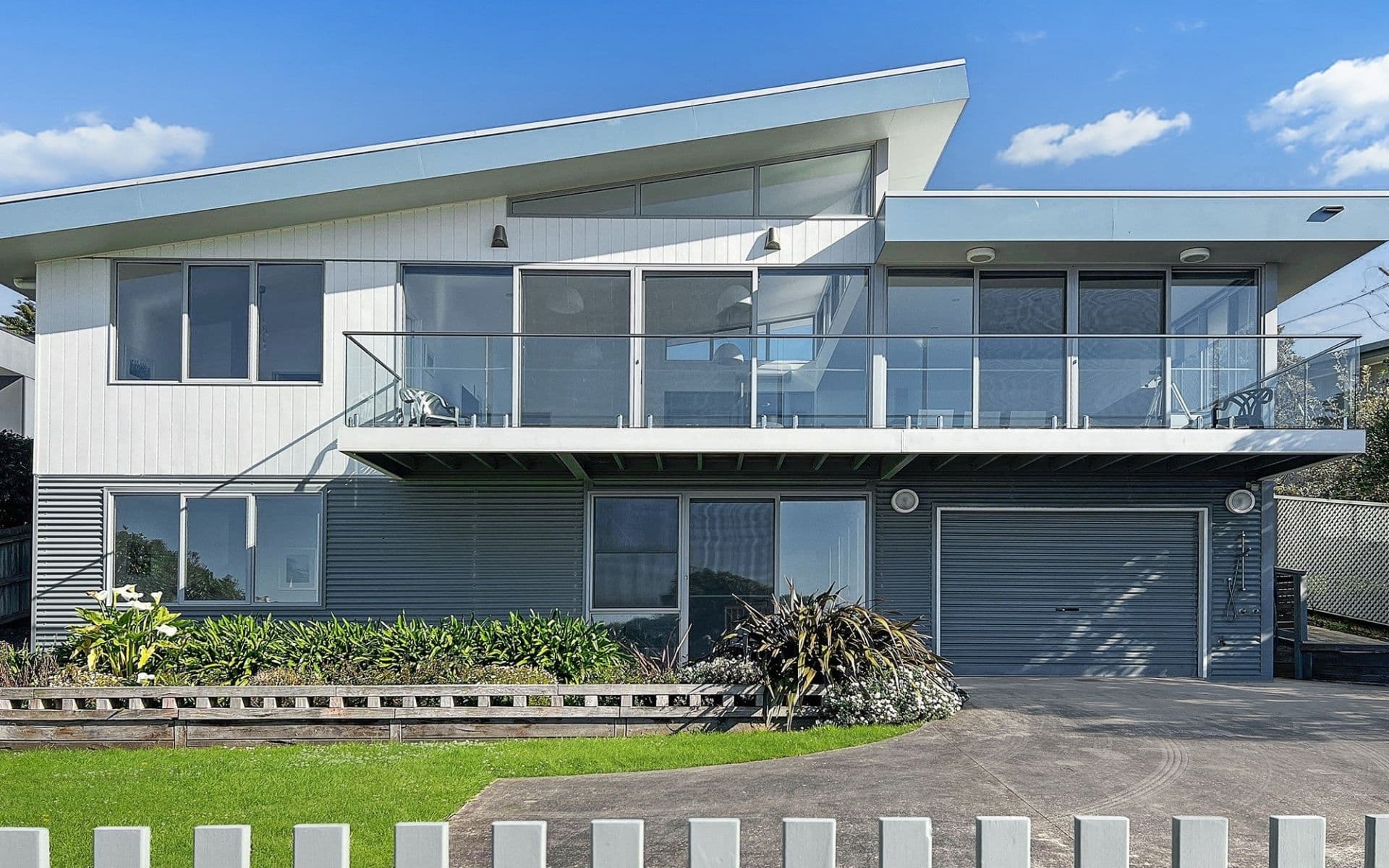 291 Great Ocean Road, Apollo Bay - Image 1