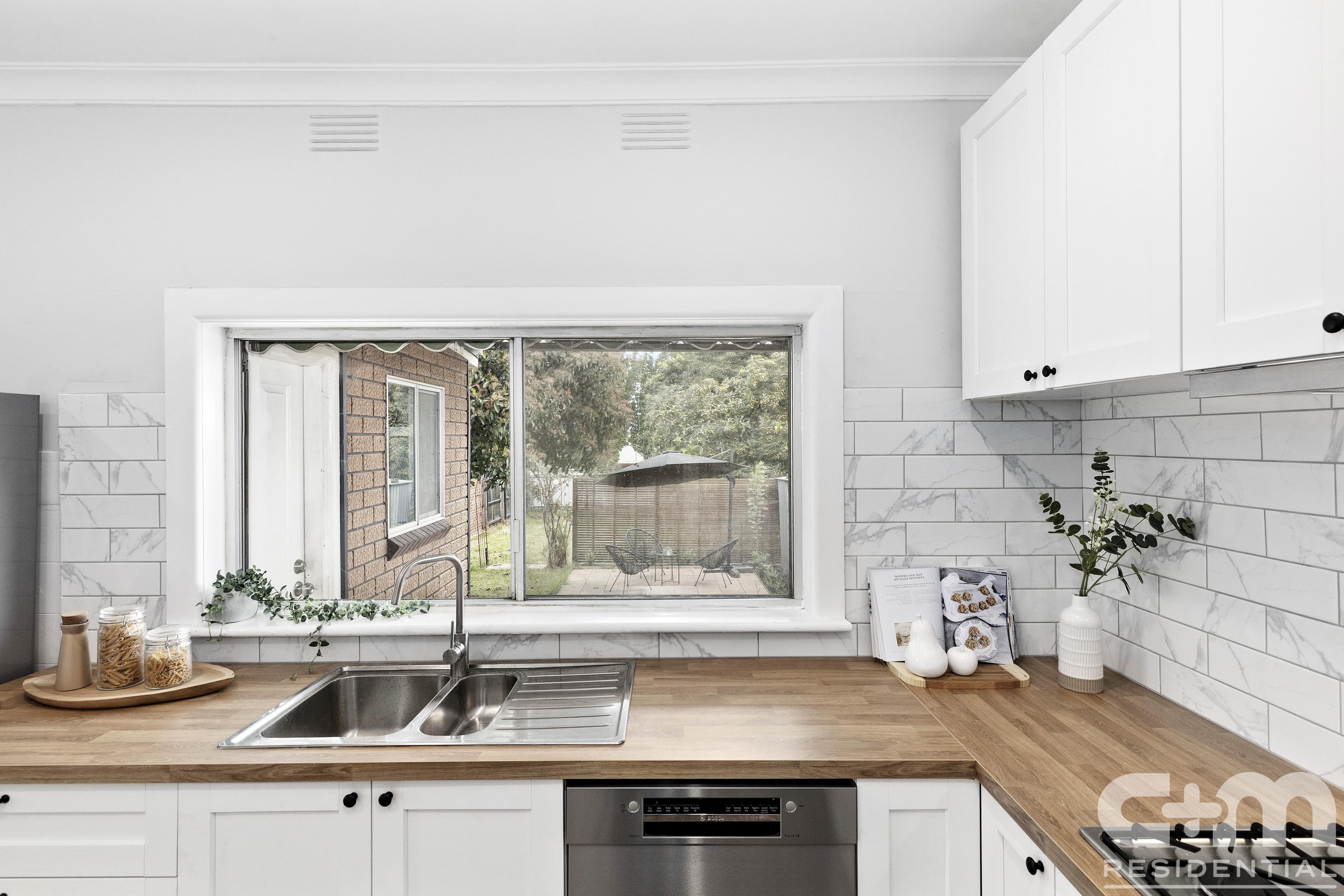 404, Glenroy - Thumbnail 4