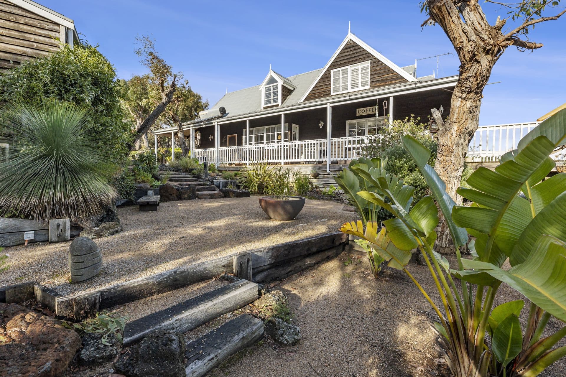35 Ridge Road, Fairhaven - Thumbnail 2