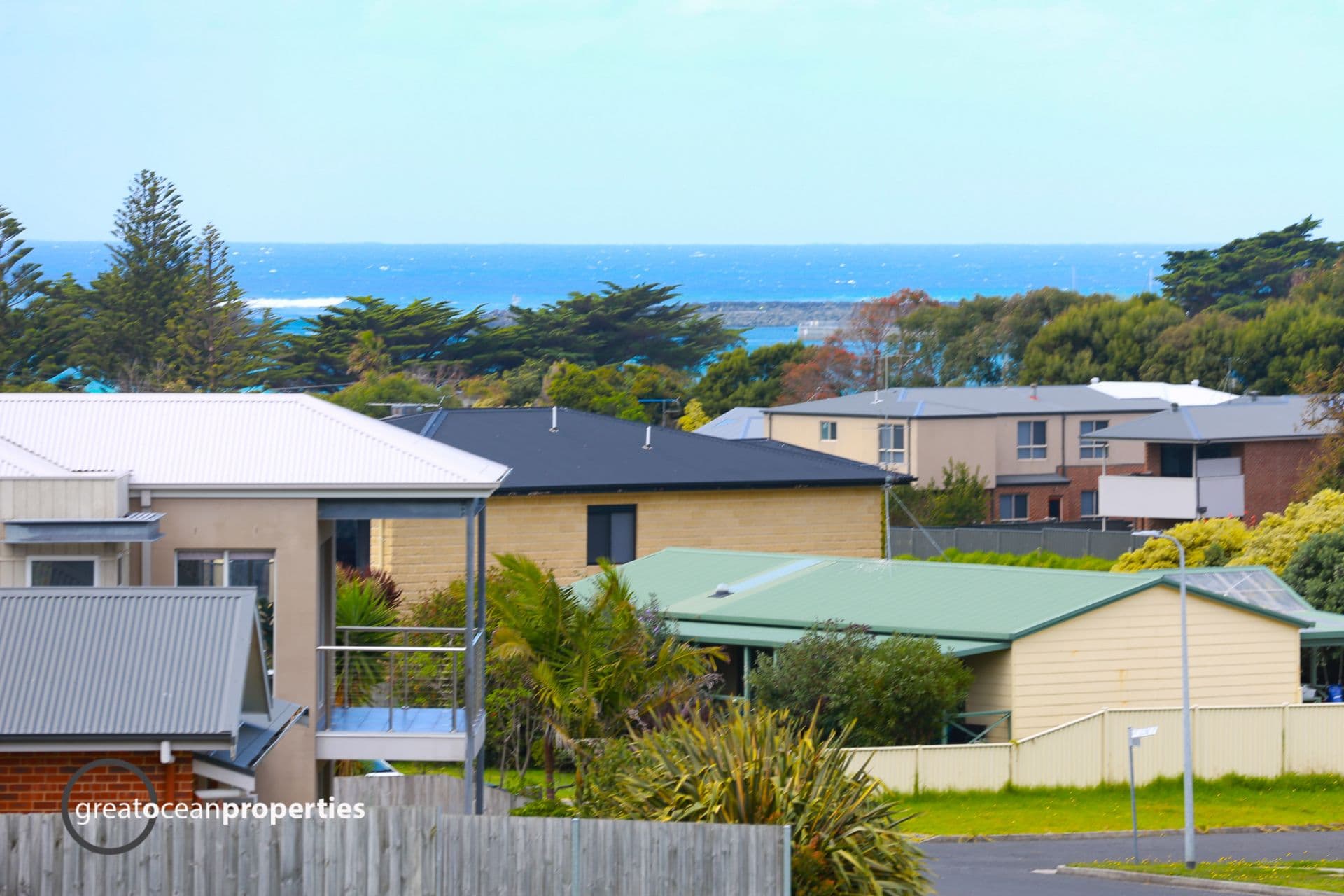 51 Overview Crescent, Apollo Bay - Image 1