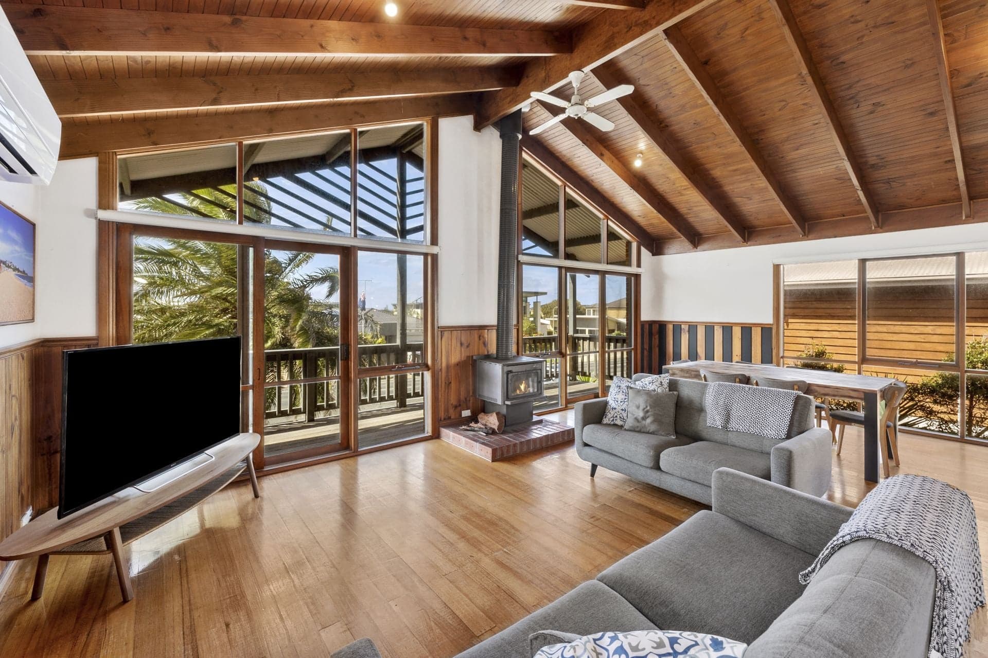 1340 Horseshoe Bend Road, Torquay - Thumbnail 4