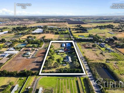 30-32 Cross Road, Devon Meadows - Thumbnail 3