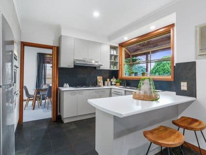 28 Loyola Road, Werribee - Thumbnail 7