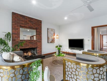 28 Loyola Road, Werribee - Thumbnail 8