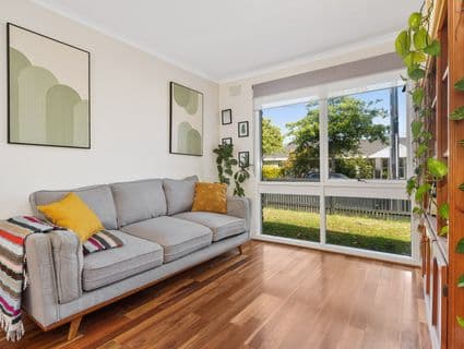 24 Sussex Crescent, Seaford - Thumbnail 4