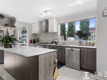 60 Prudence Parade, Point Cook - Thumbnail 5