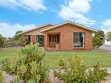 12 Church Street, Carrick - Image 1