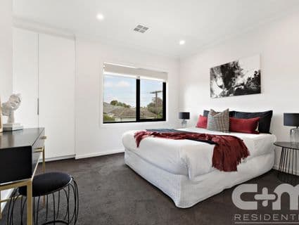 30 Neil Street, Hadfield - Thumbnail 8