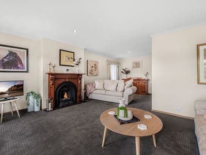 5 Mikkell Court, Pakenham - Thumbnail 3