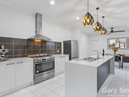 14 James Varghese Street, Spring Mountain - Thumbnail 4