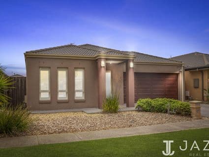 15 Baltic Circuit, Point Cook - Thumbnail 3
