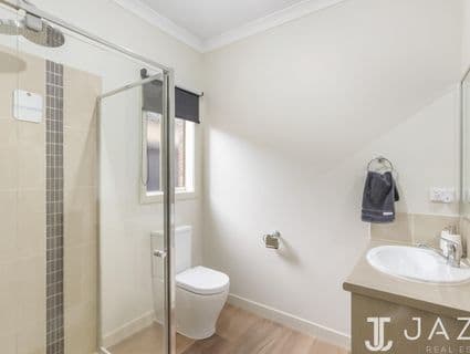 15 Baltic Circuit, Point Cook - Thumbnail 6