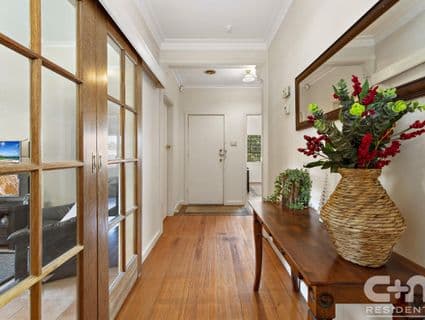15 East Street, Hadfield - Thumbnail 3