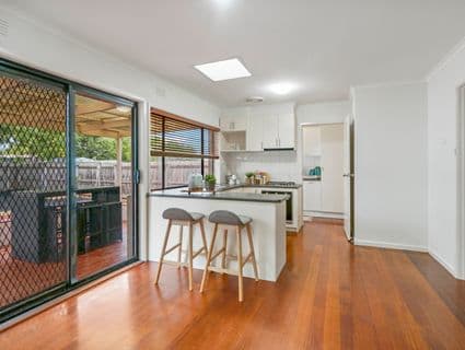 11 Third Avenue, Hoppers Crossing - Thumbnail 7