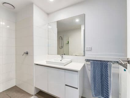 4304/1-7 Waterford Court, Bundall - Thumbnail 5