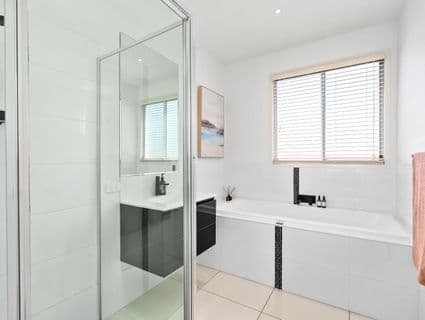 2/15 Carmen Court, Oxenford - Thumbnail 8
