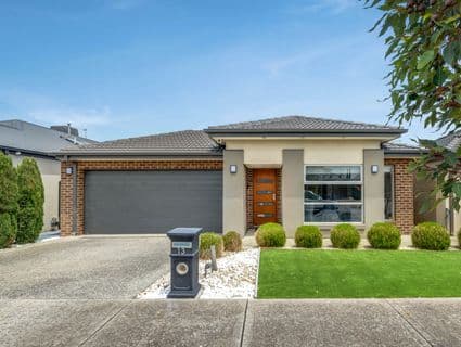 13 Black Wattle Road, Craigieburn - Image 1