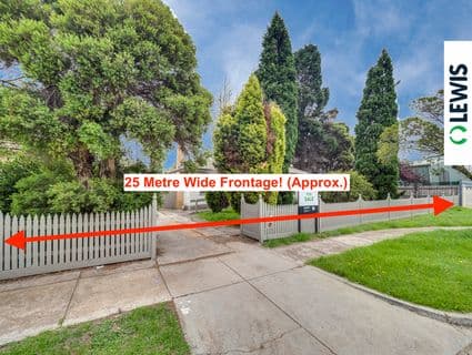 17 Lock Street, Fawkner - Image 1