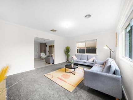 5 Mundi Crescent, Manor Lakes - Thumbnail 3