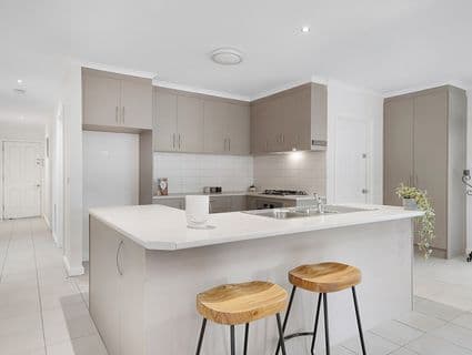 5 Mundi Crescent, Manor Lakes - Thumbnail 7
