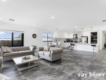 17 Foxley Crescent, Mickleham - Thumbnail 4