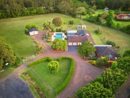 16 Warrambool Road, Wamberal - Thumbnail 2